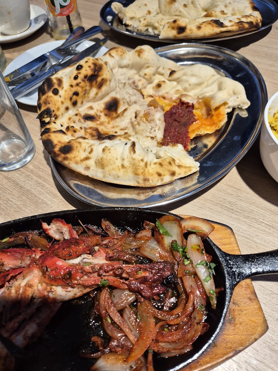 Akbor's Indian Restaurant & Takeaway-2