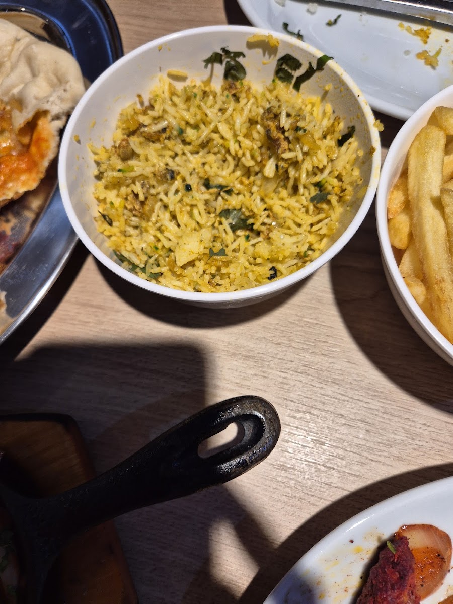 Akbor's Indian Restaurant & Takeaway-9